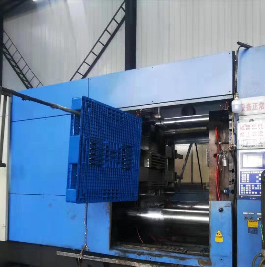 Nestable and Stackable Plastic Pallets Nestable and Stackable Plastic Pallets
